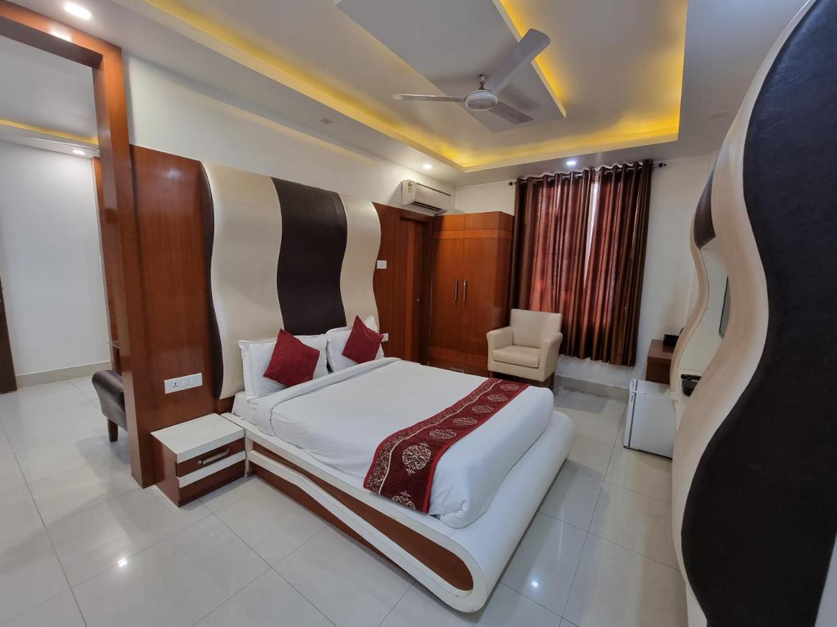 Hotel Vitthal International, Prayagraj Allāhābād Junction 외부 사진