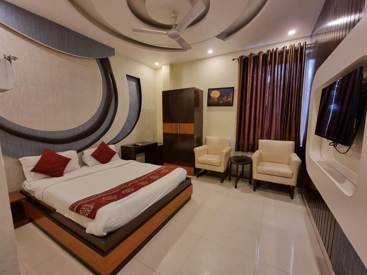 Hotel Vitthal International, Prayagraj Allāhābād Junction 외부 사진