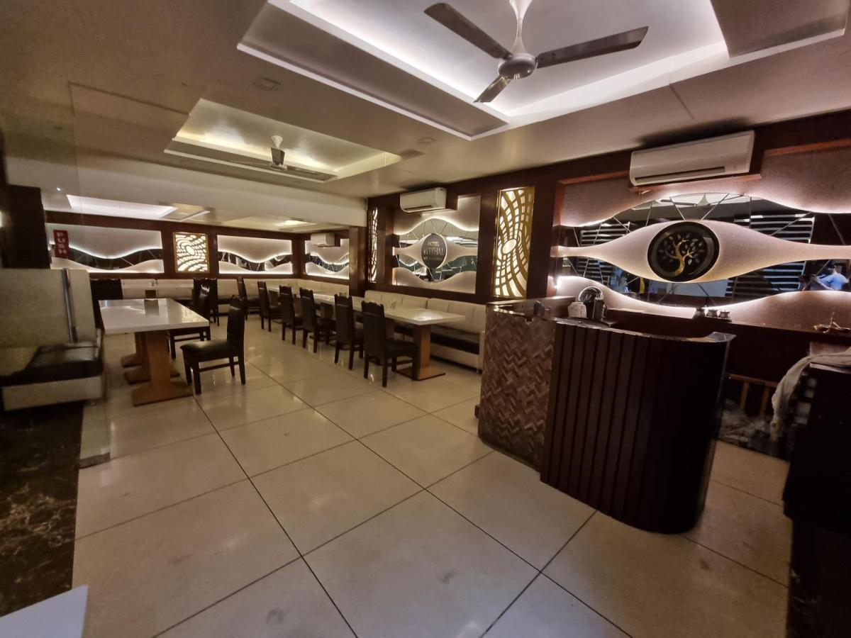 Hotel Vitthal International, Prayagraj Allāhābād Junction 외부 사진